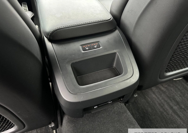 Volvo S60 cena 154900 przebieg: 31561, rok produkcji 2020 z Łapy małe 466